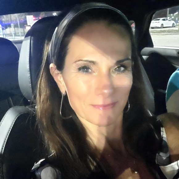 Meet your Posher, Jacqueline vivian - Picture 1 of 1